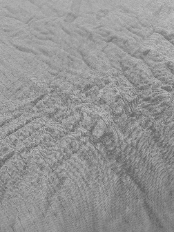 Filtserie med oregelbundna fyrkantiga prickar dubbellagers garn hemtextiltyger